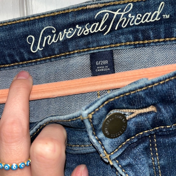 Universal Thread Skinny Jeans Size 6 - Picture 2 of 3